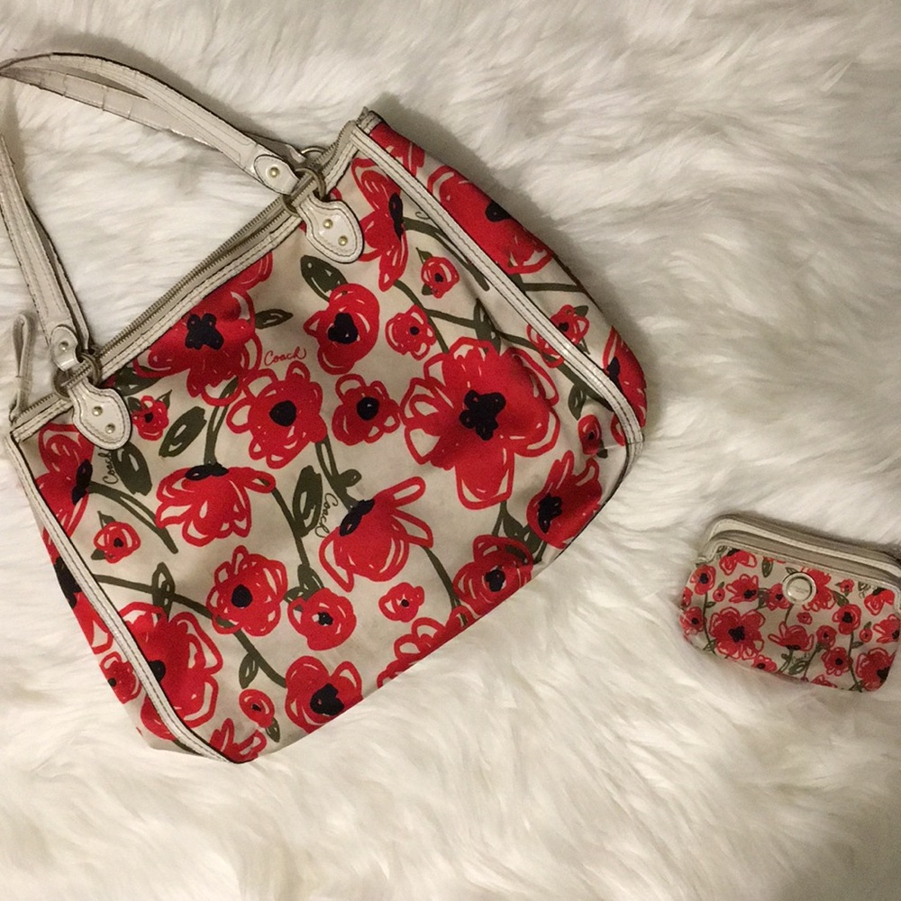 COACH POPPY FLORAL HALLIE TOTE + WALLET